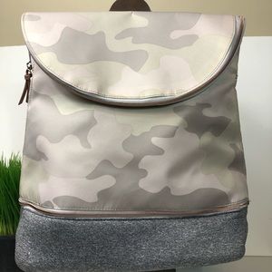 STELLA & DOT CRUSH-IT Backpack NIB in Camo Blush